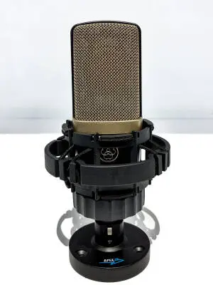 AKG - C314 Professional Multi-Pattern Condenser Microphone